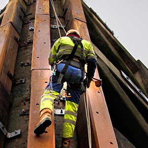 Penarth Pier ‐ Concrete Repairs to Sea Wall and Replacement of Timber Fenders